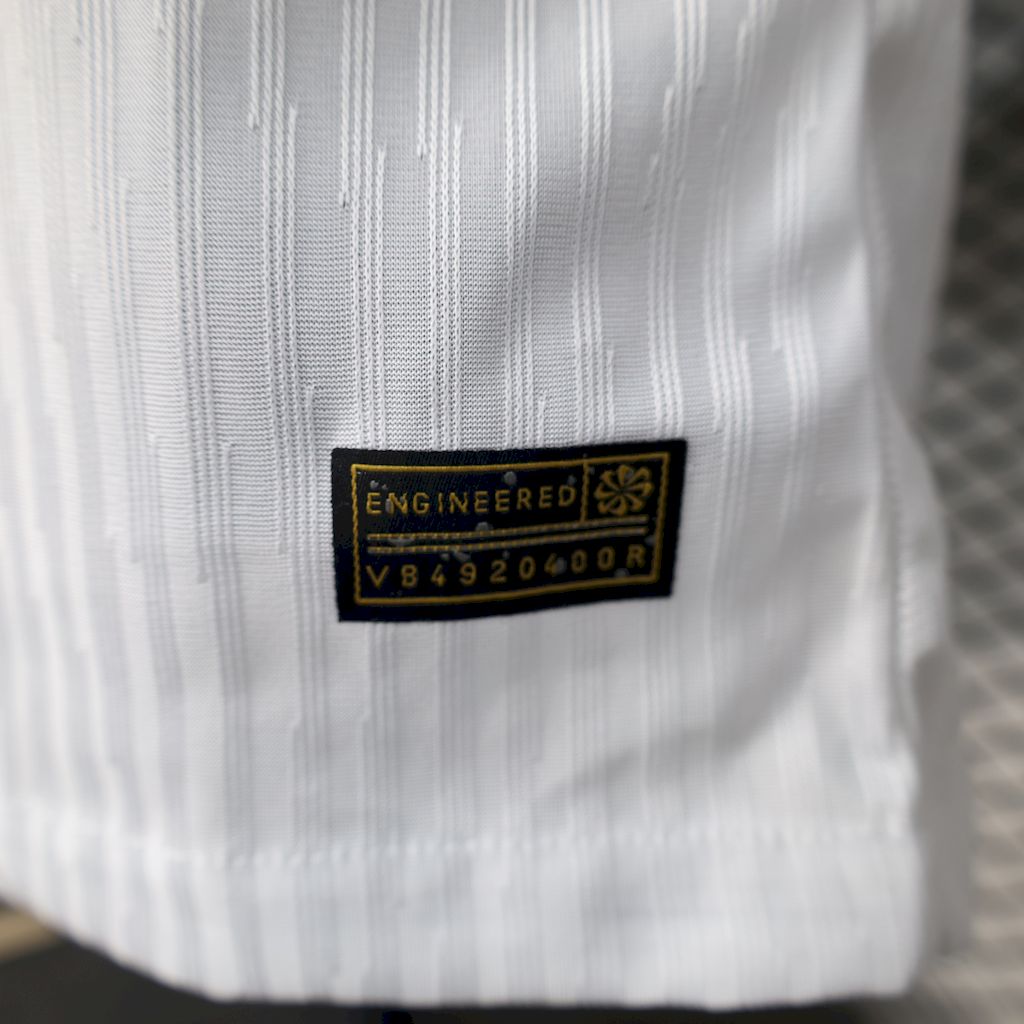 Men's Tottenham Hotspur 2025/26 White Gold Snake Edition Jersey Player Version