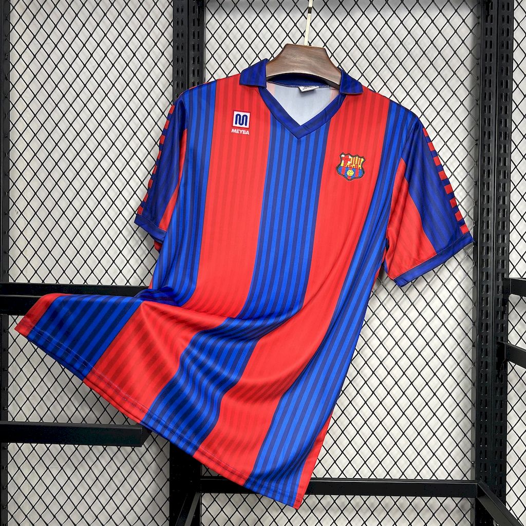 Camisa retrô titular do Barcelona 1991/92