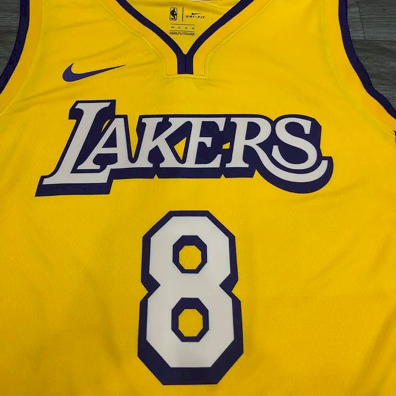Camisa Kobe Bryant 8 Yellow City Edition Masculina Versão Jogador