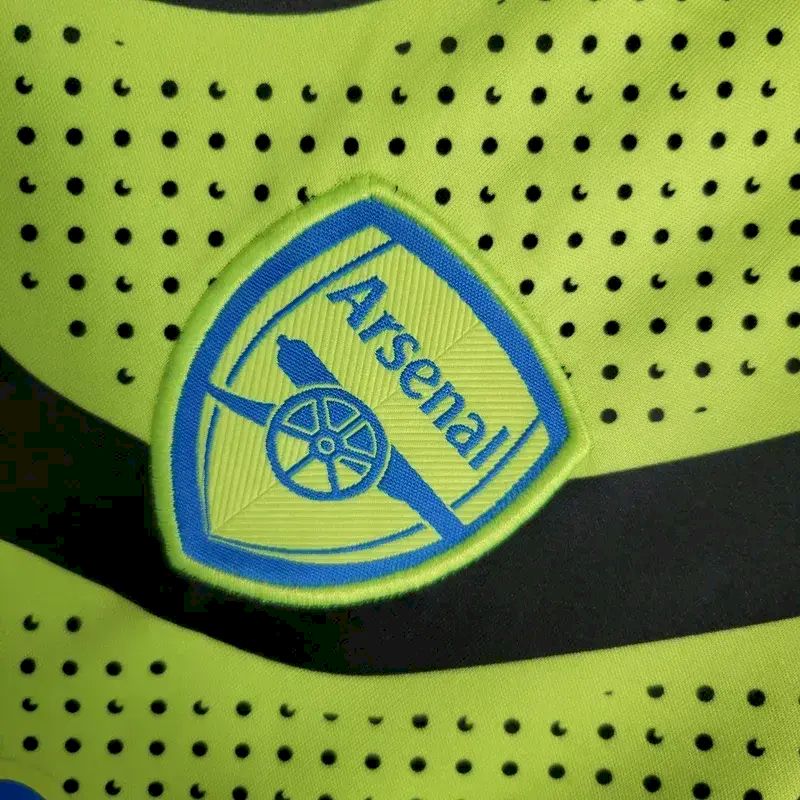 Arsenal 2023/24 Away Kids Kit