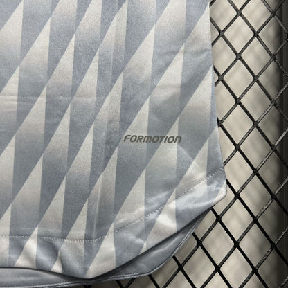 Men's Liverpool 2024/25 THE BEATLES Concept Jersey Player Version