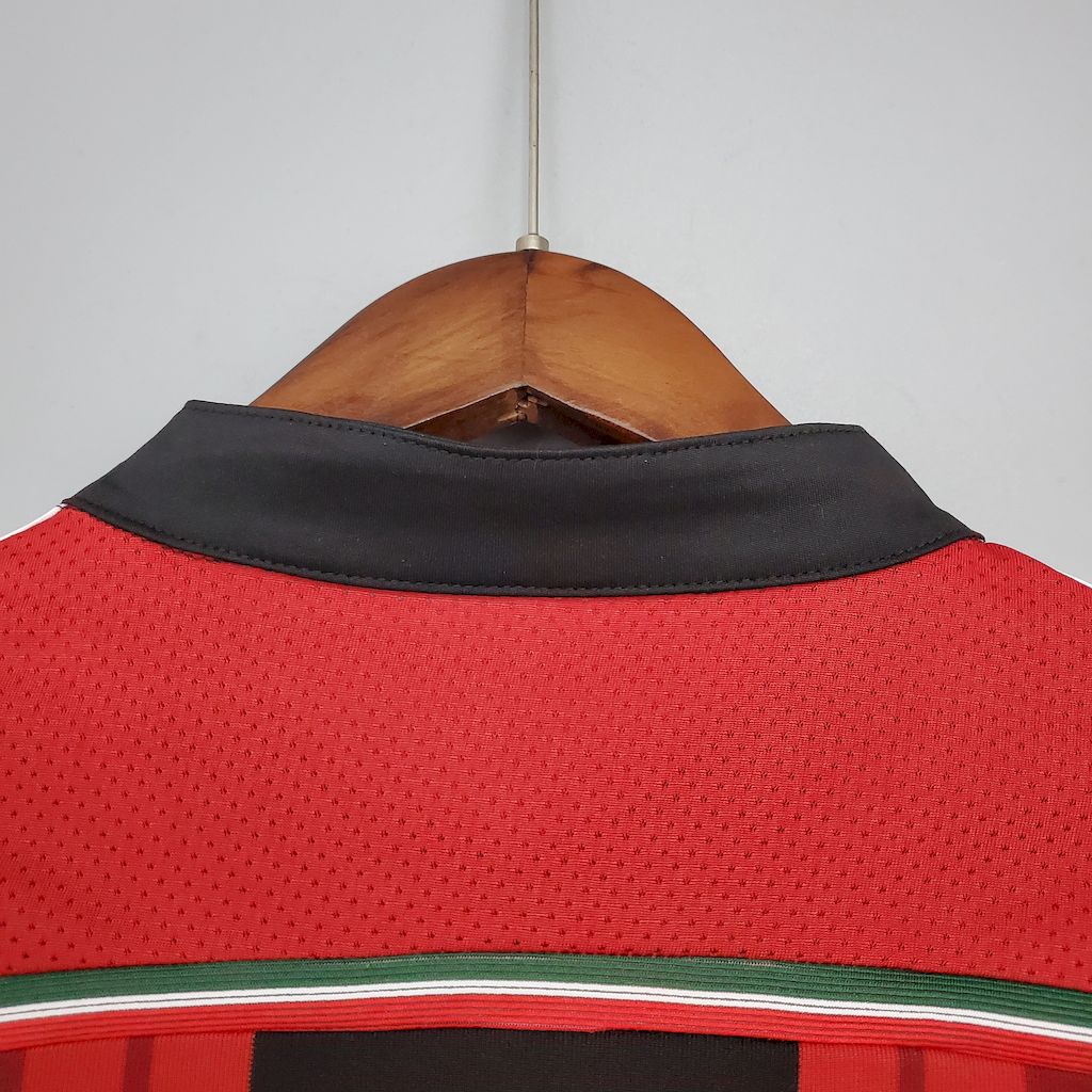 Camisa retrô titular do AC Milan 2014/15