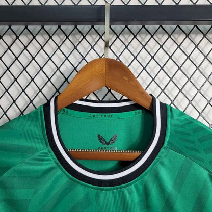 Camisa reserva do Newcastle United 2023/24