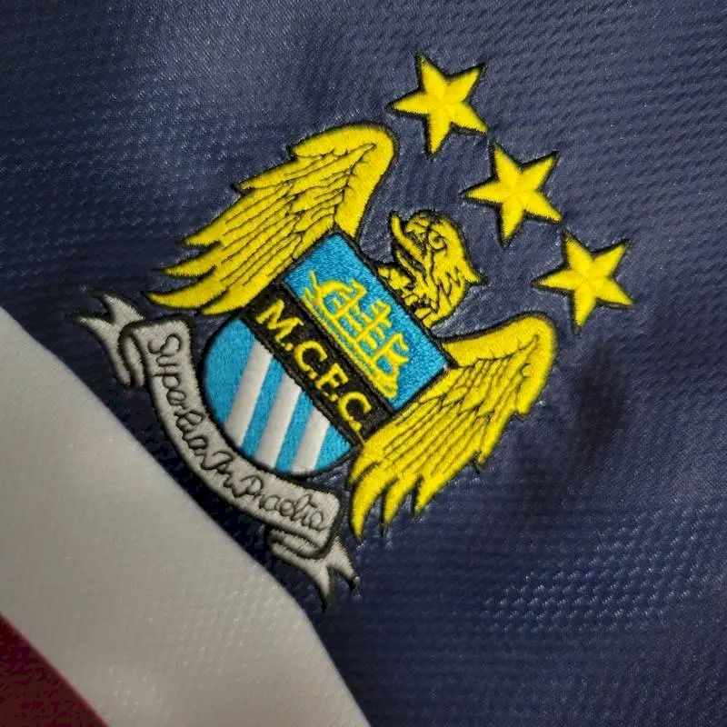 Camisa retrô reserva do Manchester City 1997/98