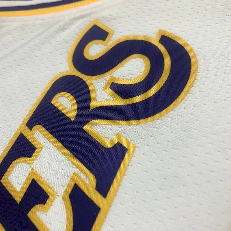 Camisa Xbox Master Chief 117 Masculina Branca – Edição de 75º Aniversário