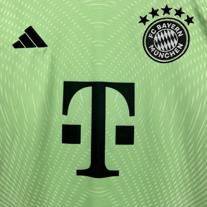 Bayern Munich 2025/26 Green Goalkeeper Kids Kit