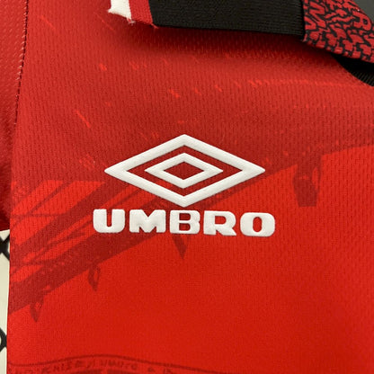 Camisa e shorts retrô infantil Manchester United 1994/96