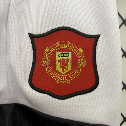 Camisa e shorts retrô infantil Manchester United 1994/96