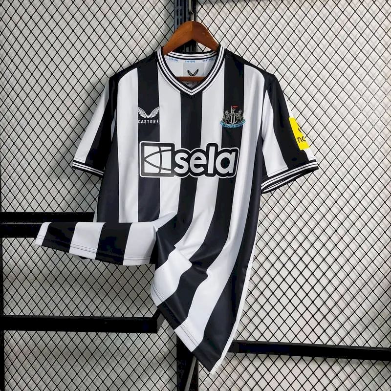 Men's Newcastle United 2023/24 Home Jersey