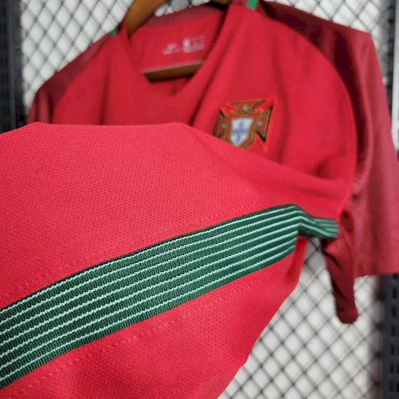 Camisola Home Retro Portugal 2016/17