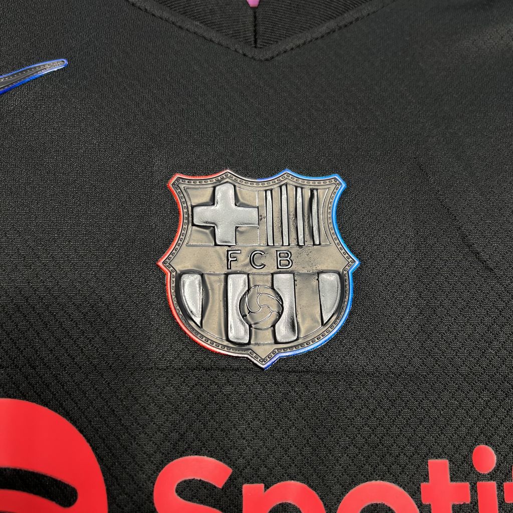 Kit reserva infantil do Barcelona 2024/25