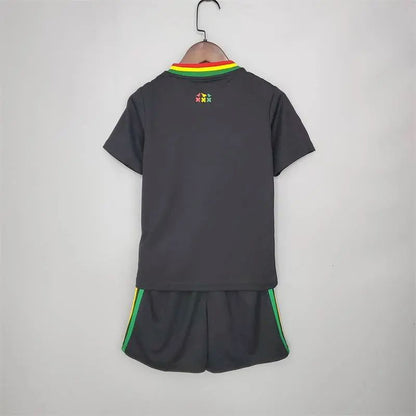 Terceiro uniforme infantil do Ajax 2021/22