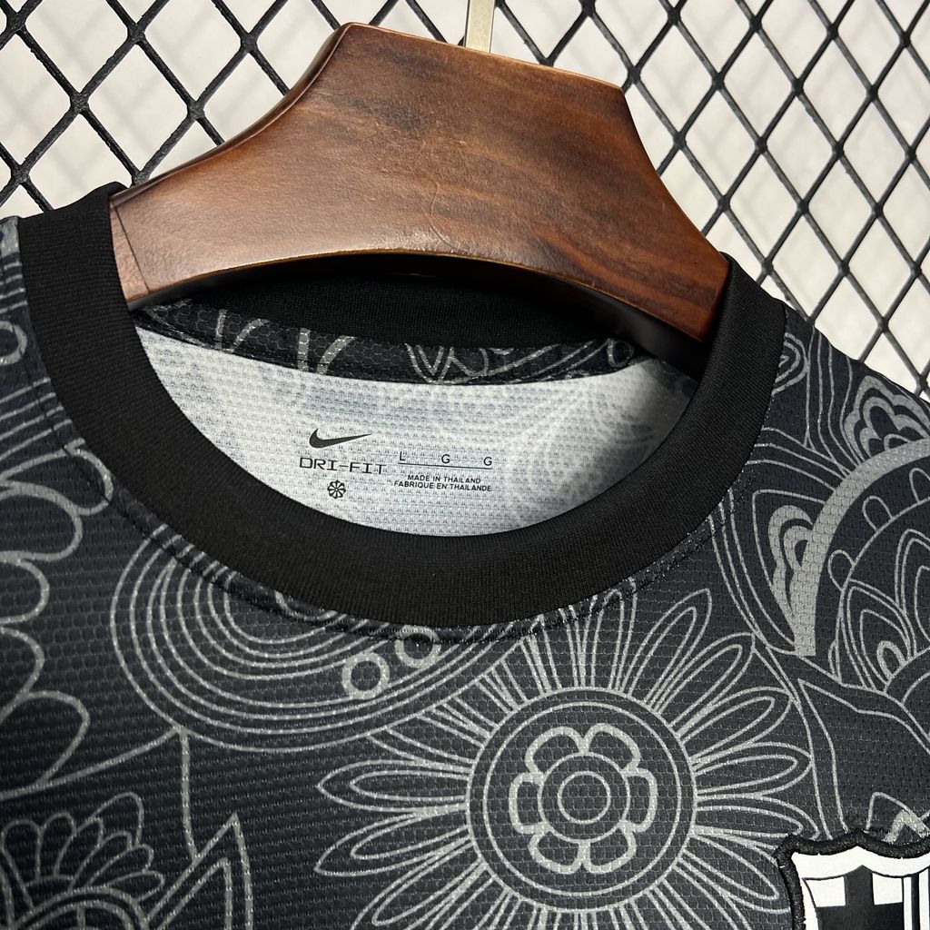 Camisa preta especial do Barcelona 2023/24