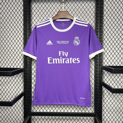 Camisa reserva do Real Madrid 2016/17 da UCL retrô