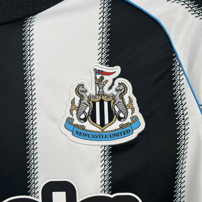 Men's Newcastle United 2025/26 Home Long Sleeves Jersey
