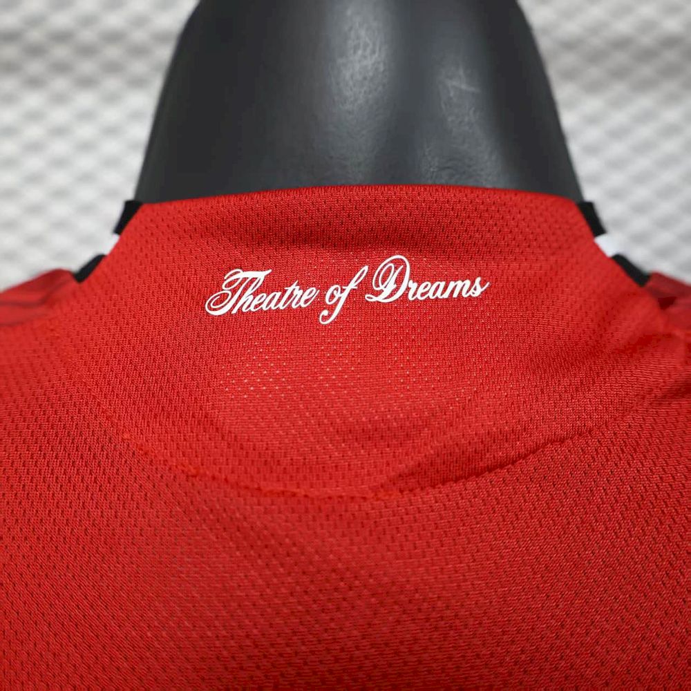 Men's Manchester United 2025/26 Home Jersey Player Version