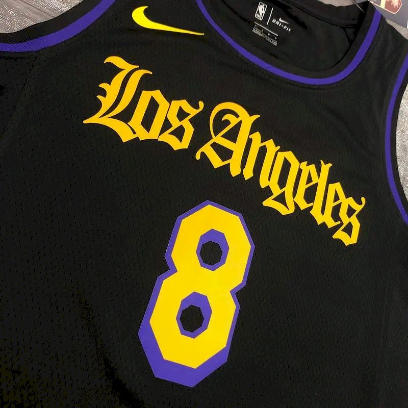 Camisa masculina Kobe Bryant 2020-21 preta versão Swingman – Noche Latina