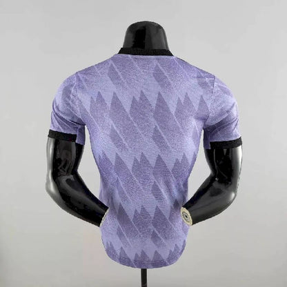 Camisa reserva do Real Madrid 2022/23, versão 2 do jogador