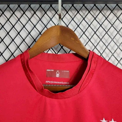 Camisa titular do Nottingham Forest 2022/23