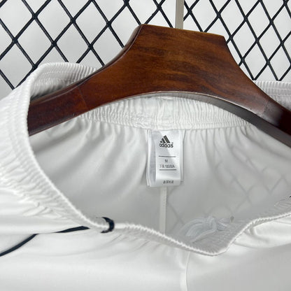 Men's Manchester United 2025/26 Home Shorts