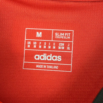 Camisa retrô do AC Milan edição 2024/25