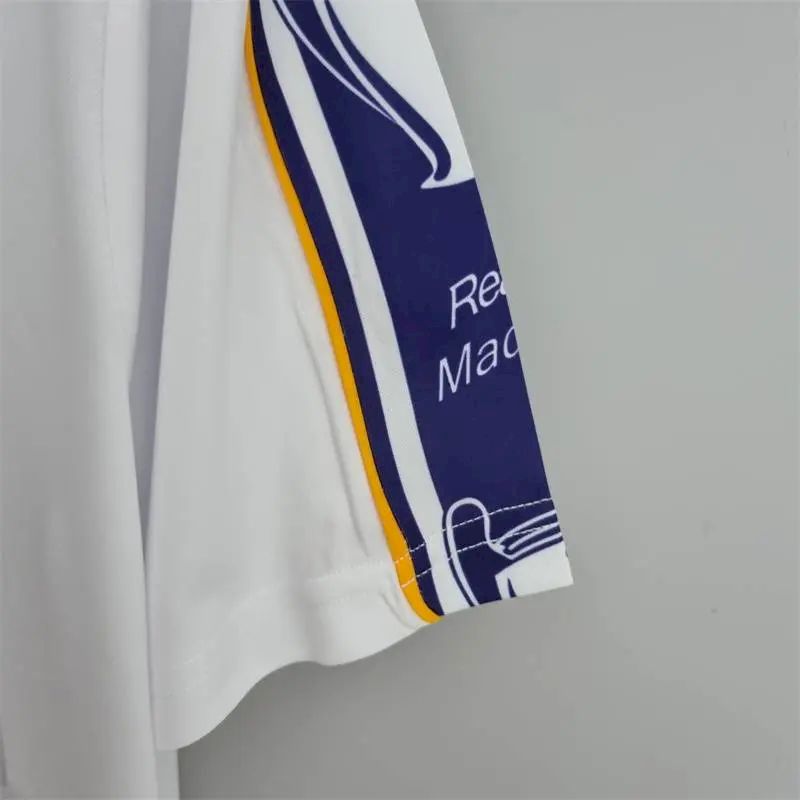 Camisa retrô comemorativa dos 7 Campeões da Liga dos Campeões do Real Madrid 1997/98