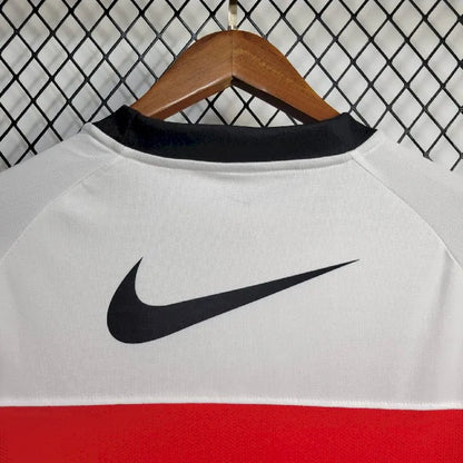 Camisa retrô do Flamengo 2001/02