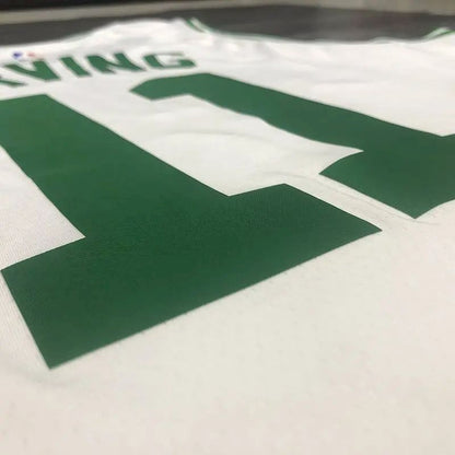 Camisa Kyrie Irving branca masculina versão jogador - edição associação