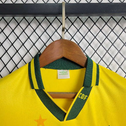 Camisa e shorts retrô infantil Brasil 1994