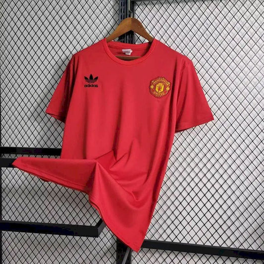 Camisa de treino pré-jogo do Manchester United 2023/24