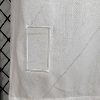 Camisa retrô manga comprida do Real Madrid 2017/18