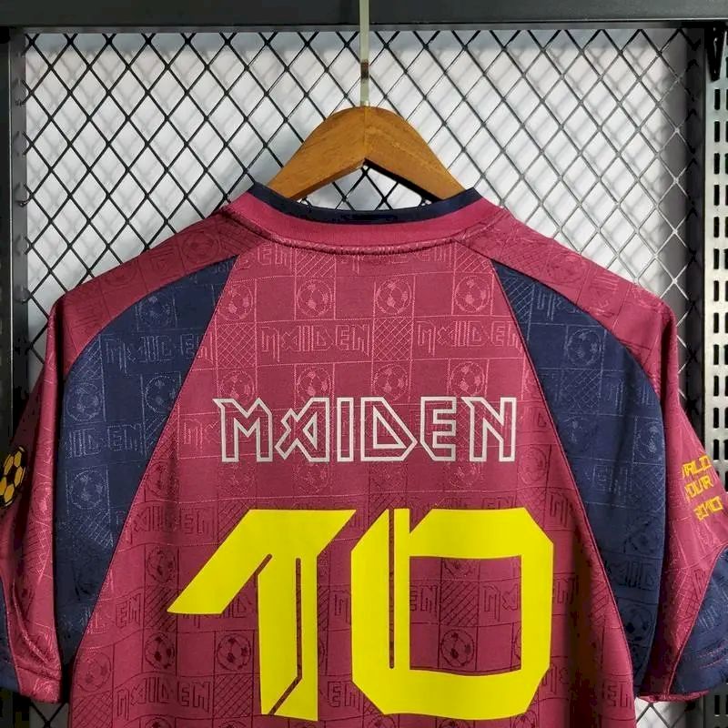Camisa retrô reserva do West Ham United 2010