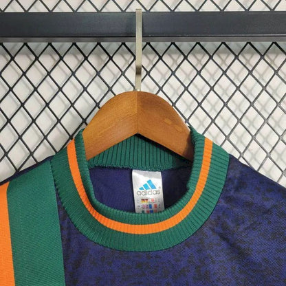 Camisa retrô reserva do Newcastle United 1997/98