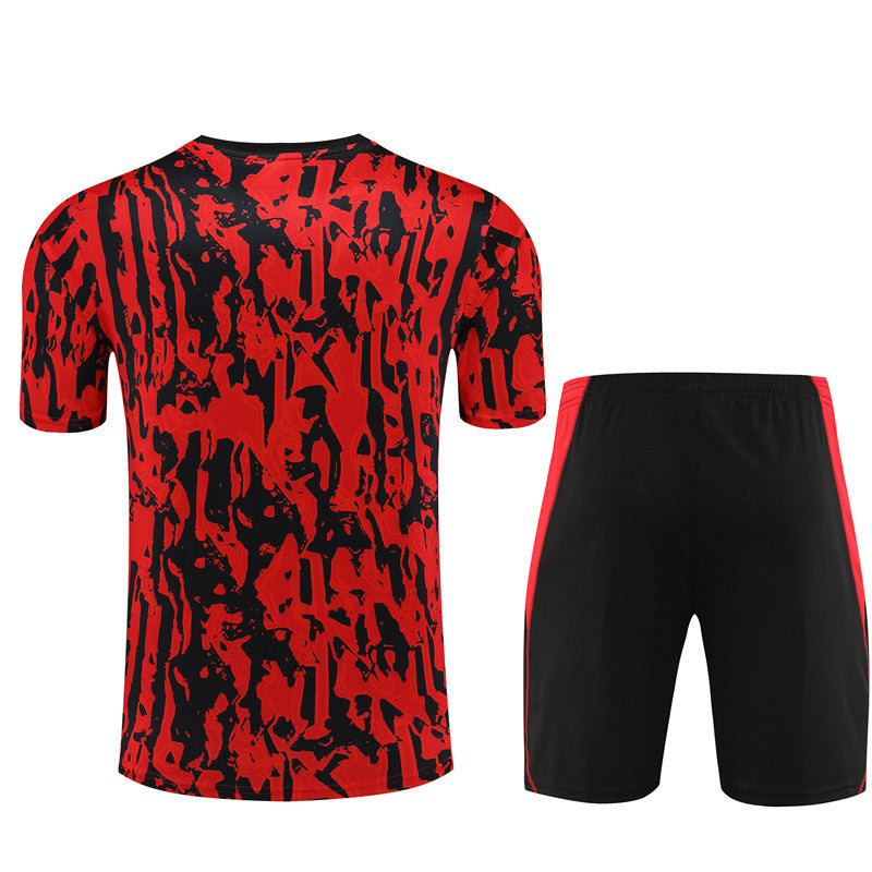 Camisa de treino adulto + short Manchester United 2023/24 14001