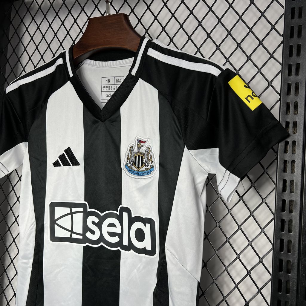 Kids Newcastle United 2024/25 Home Kit