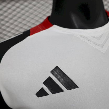 Men's Manchester United 2025/26 Pre-Match Jersey Player Version