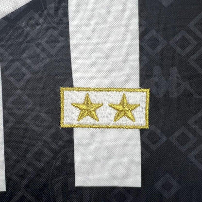 Camisa retrô titular da Juventus 1992/94