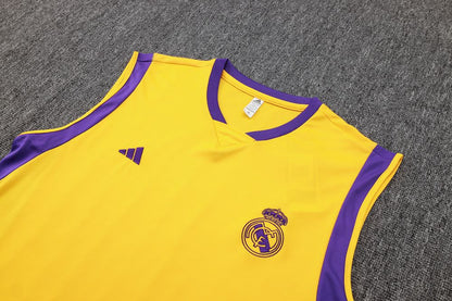 Camiseta regata e short adulto Real Madrid 2023/24 815