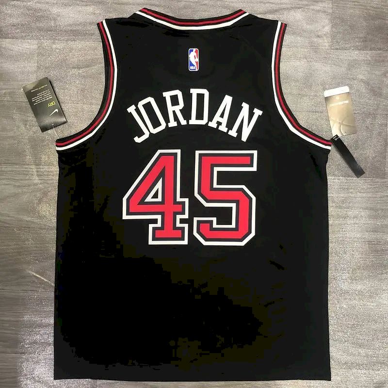 Camisa Michael Jordan Masculina Preta Versão Jogador – Edição Clássica