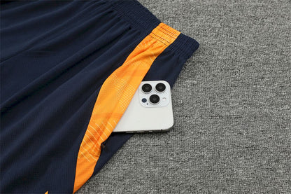 Camisa de treino adulto + short do Real Madrid 2024/25 14001