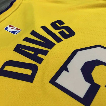 Camisa amarela masculina Anthony Davis versão jogador – Edição clássica retrô