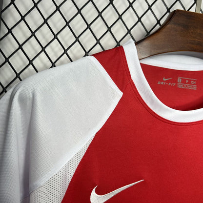 Camisa retrô do Arsenal 2002/04
