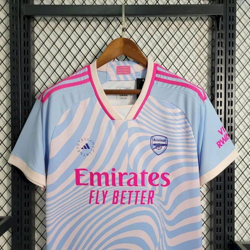 Camisa de treino pré-jogo do Arsenal 2023/24