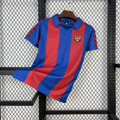 Camisa retrô titular do Barcelona 1990/92