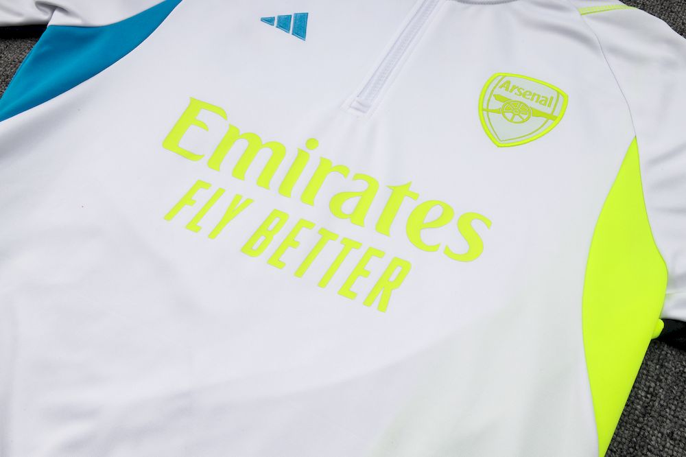 Moletom com capuz e calça do Arsenal 2023/24 815