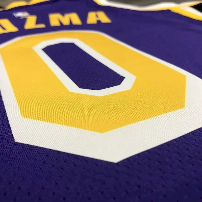 Camisa masculina Kyle Kuzma 2020-21 roxa Swingman versão jogador – Edição Statement