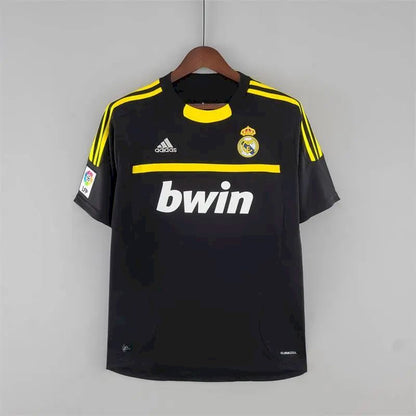 Camisa retrô de goleiro do Real Madrid 2011/12