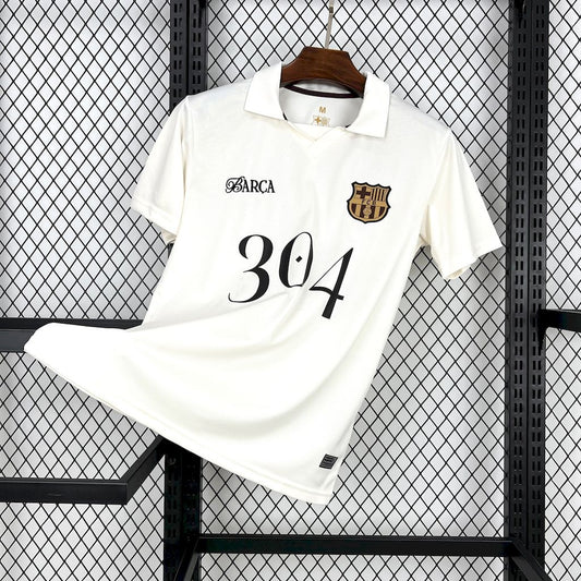 Camisa Barcelona 2024/25 'LAMINE YAMAL 304' Edição Especial