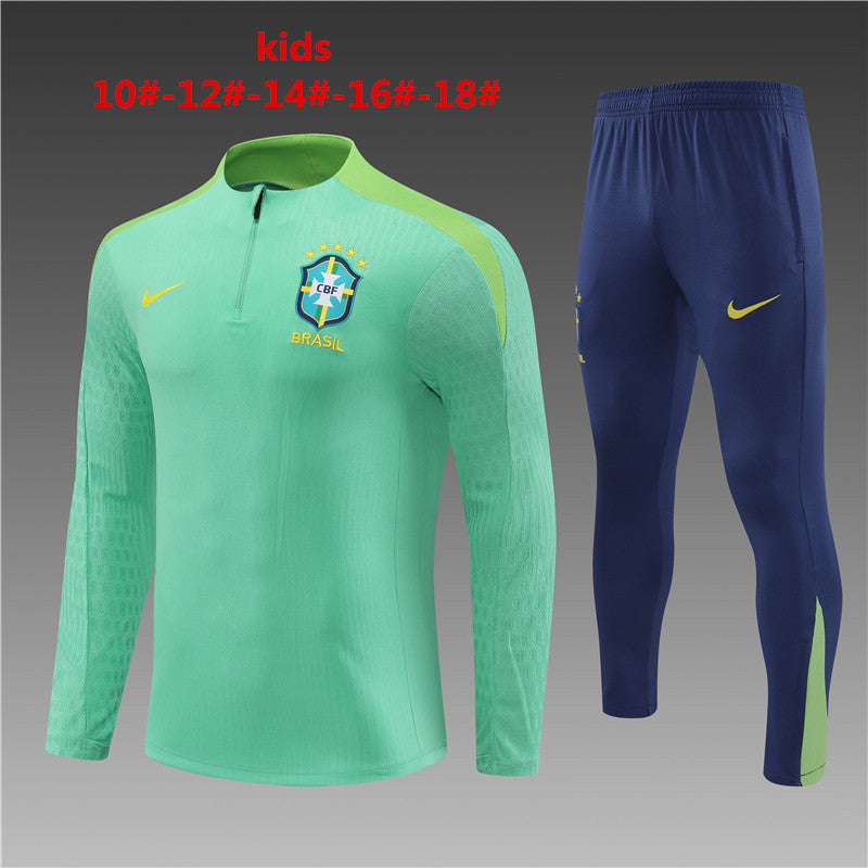 Suéter e calça infantil com zíper Brasil 2023/24 14001