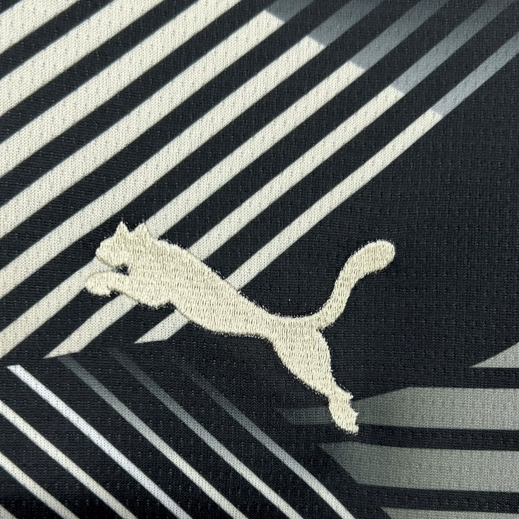 Camisa Manchester City 2025/26 preta e amarela versão conceitual
